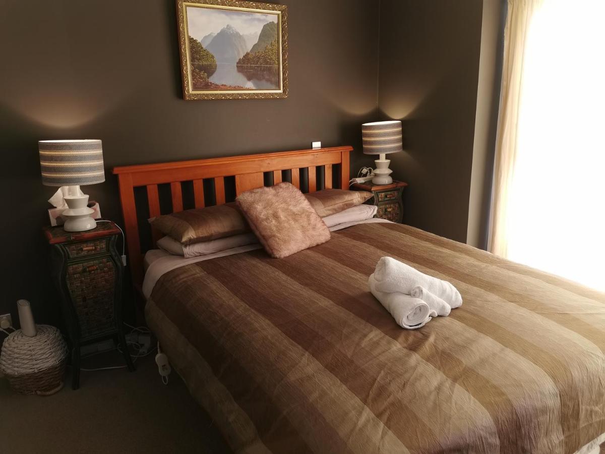 Lake Taupo Holiday Home Luaran gambar