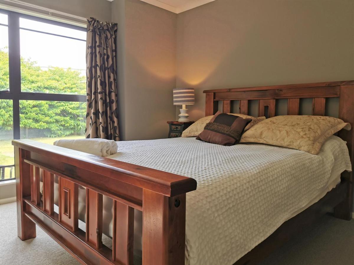 Lake Taupo Holiday Home Luaran gambar